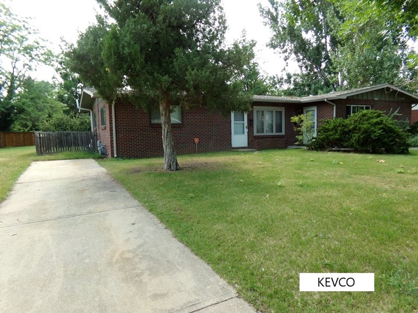 Fort Collins Apartment: 1100-1102 Castlerock Dr