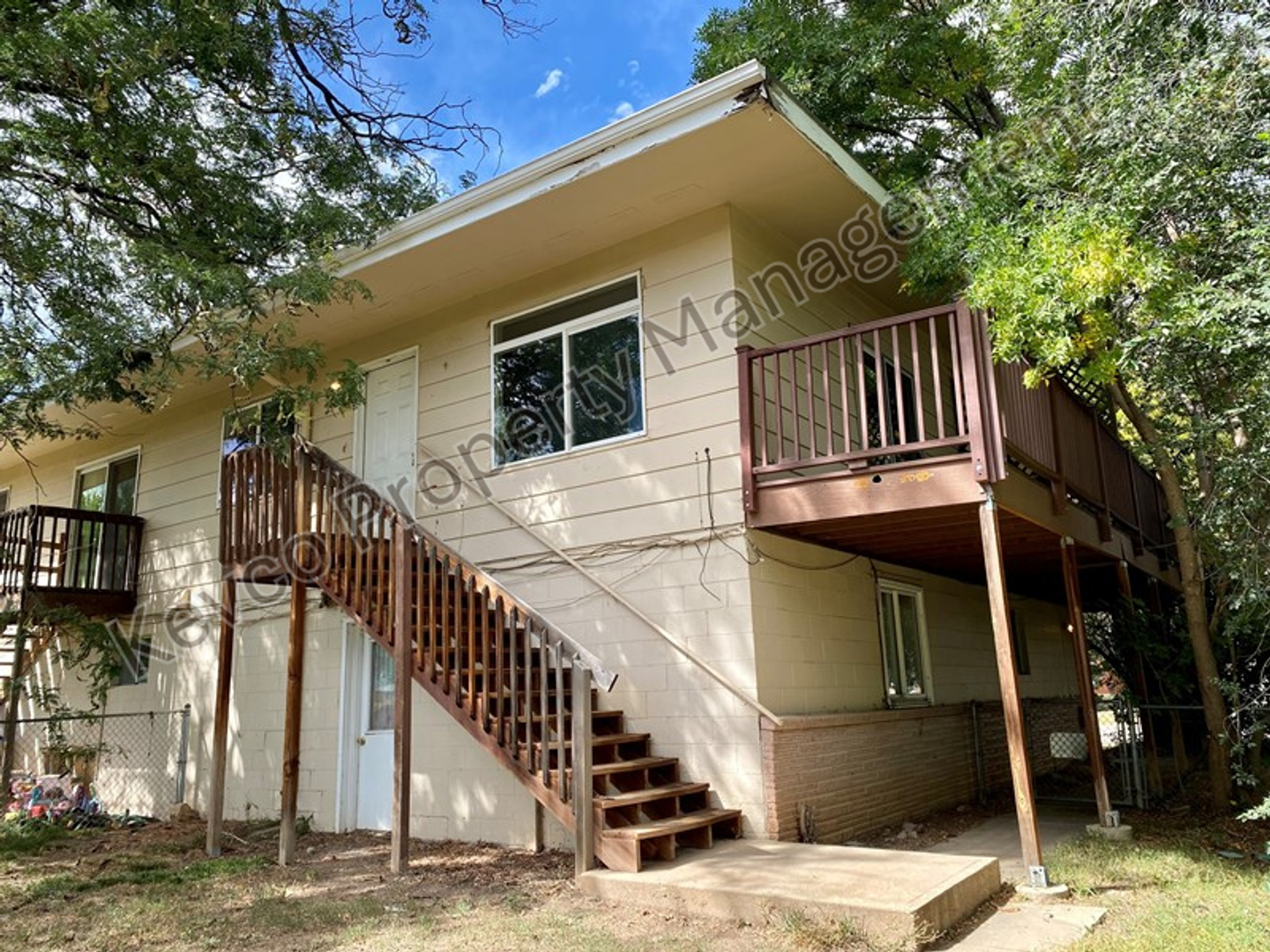 Fort Collins Apartment: 2433-2435 Crabtree Dr