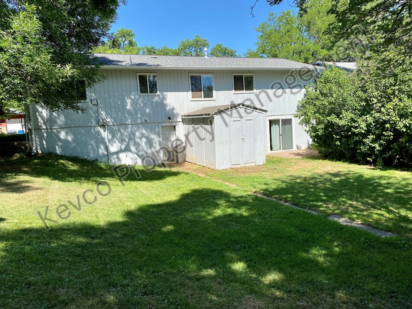 Fort Collins House: 1400 Hillcrest Dr