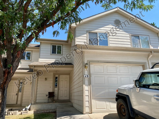 HUGE Townhouse near CSU – photo 1