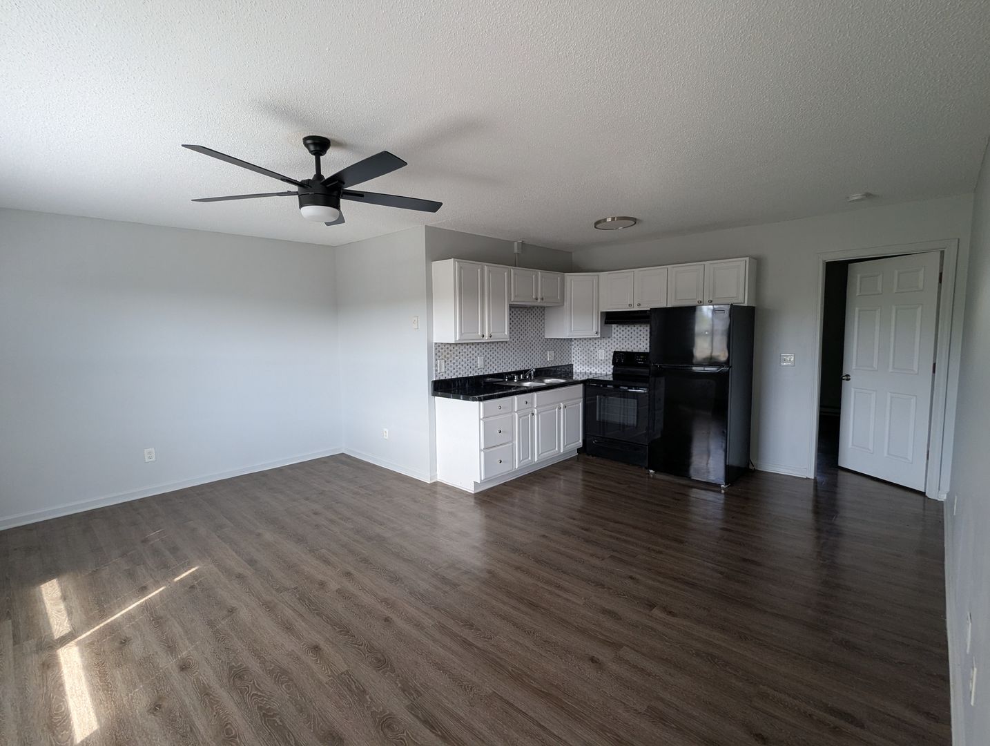 Greenville Apartment: 3324 Frontgate Dr #13