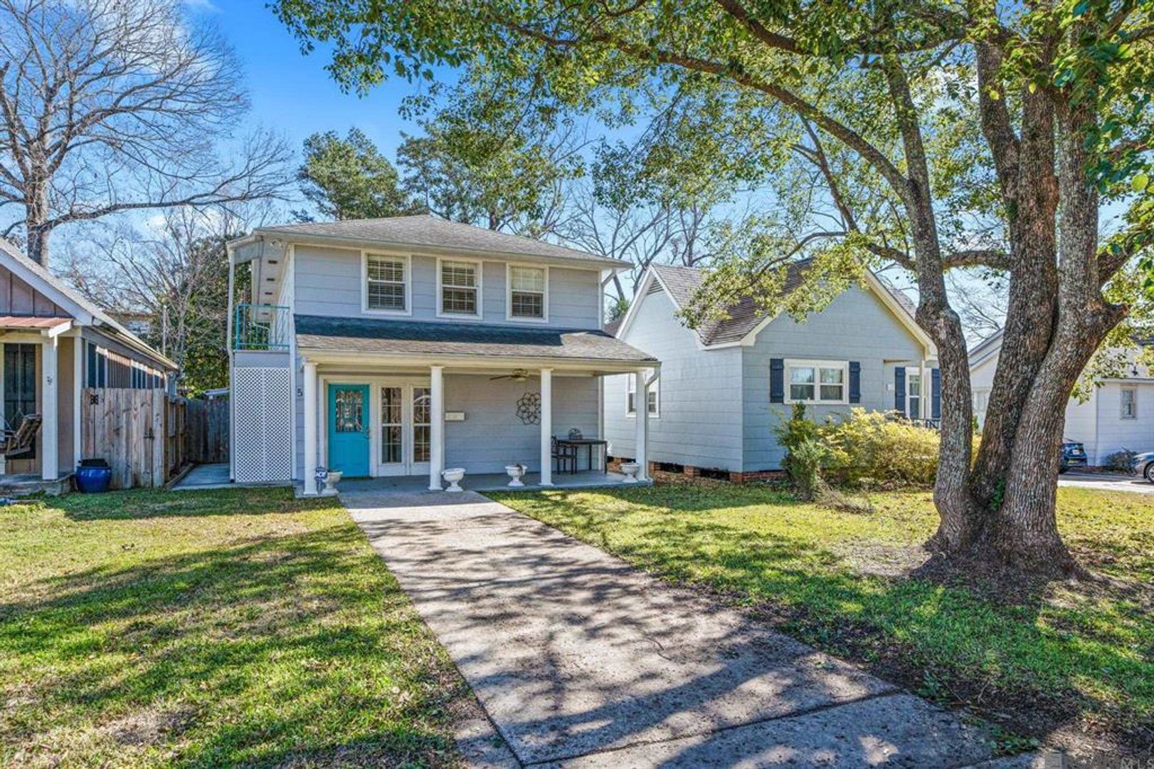 Baton Rouge House: 561 Moore St