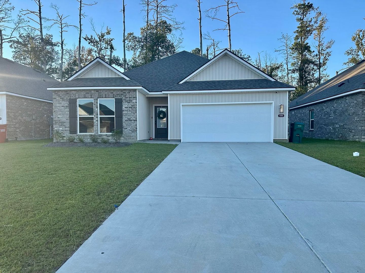 Denham Springs House: 11585 Derby Drive