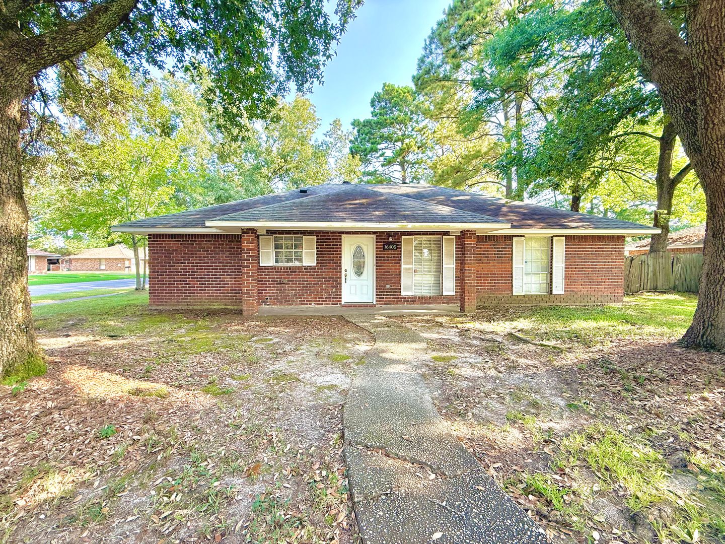 Baton Rouge House: 16405 Patton Ave.