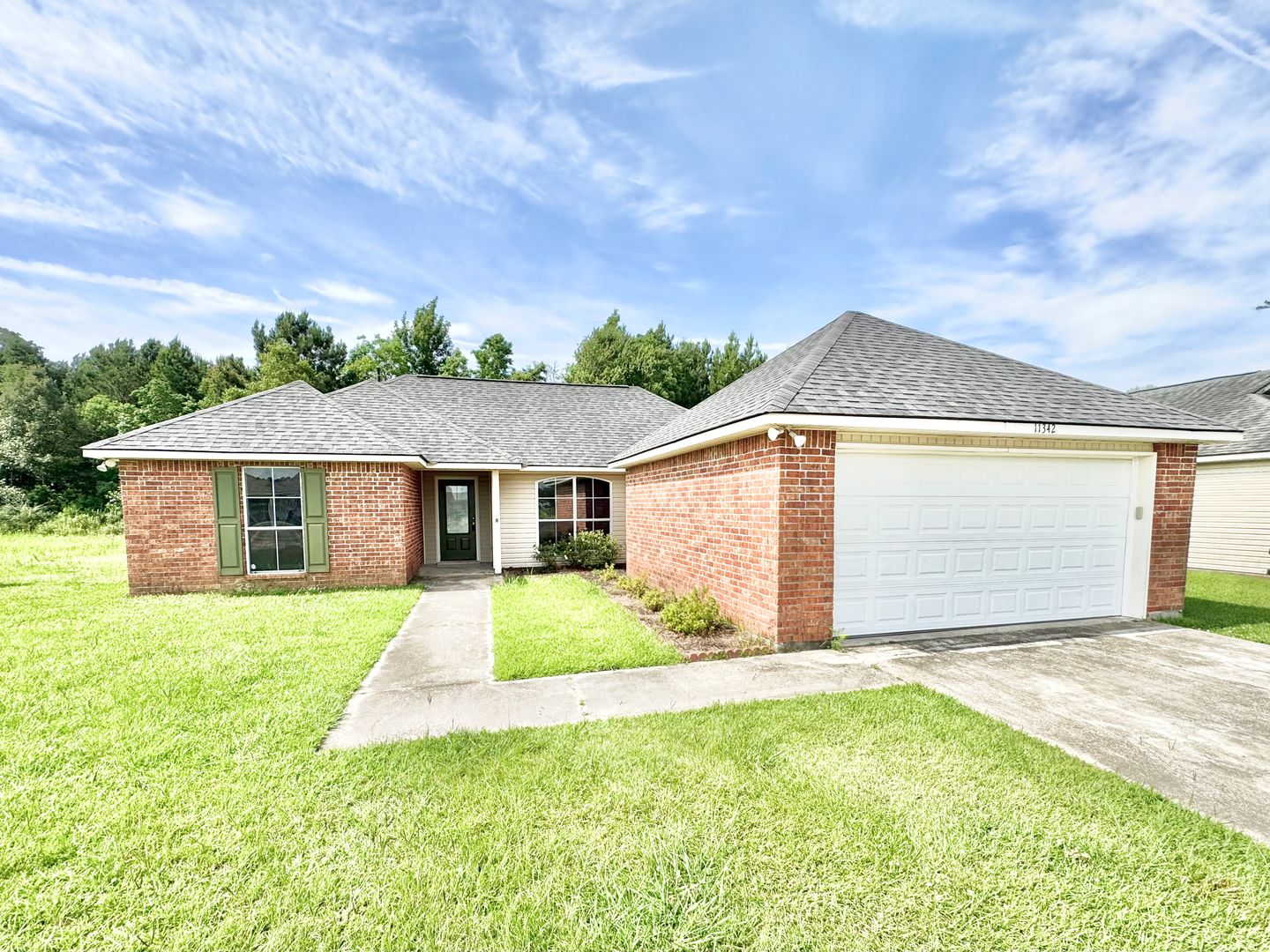 Denham Springs House: 11342 Woodlore Ave.