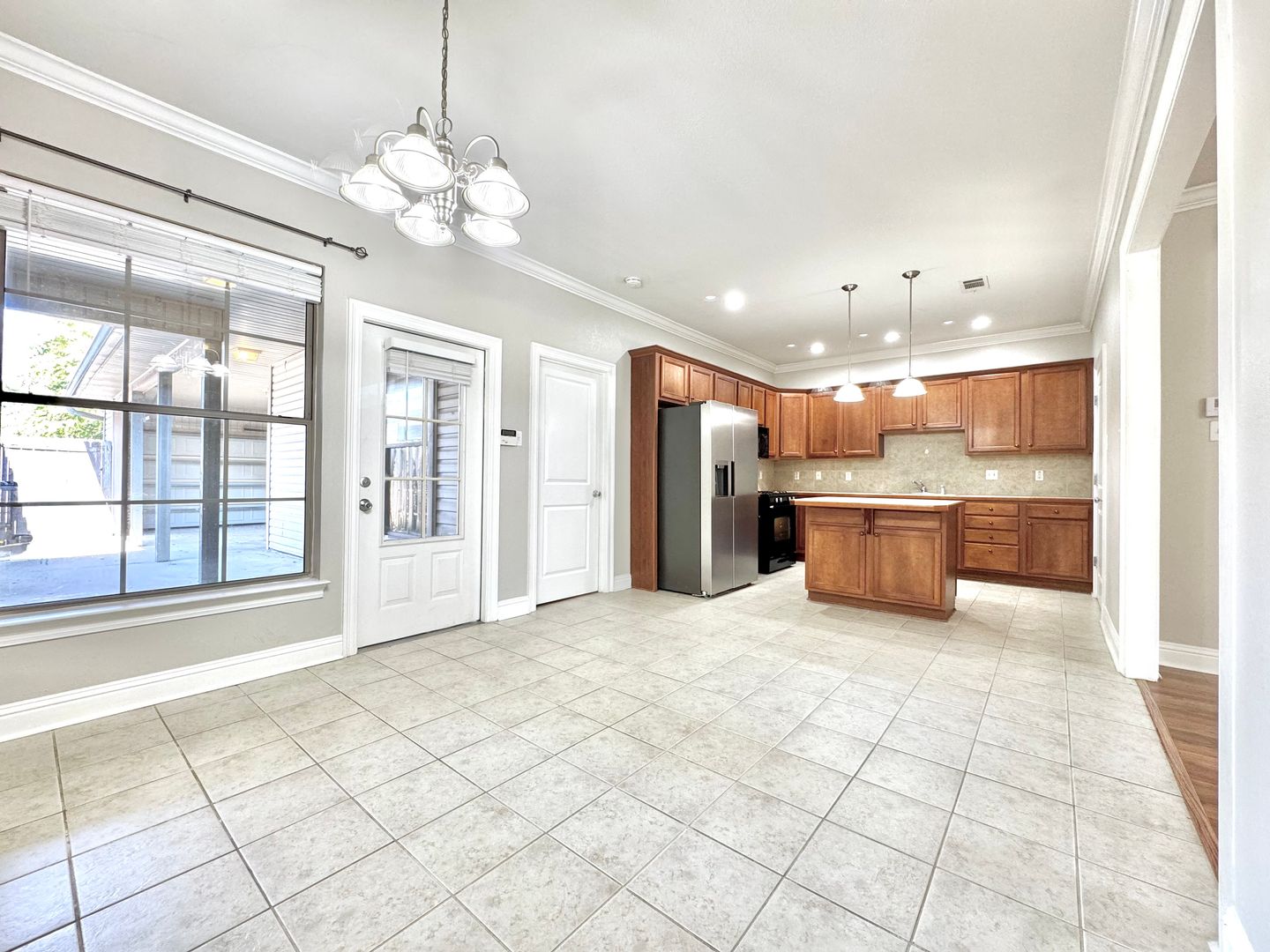 Baton Rouge House: 4990 Jamestown Ave ; Unit 35