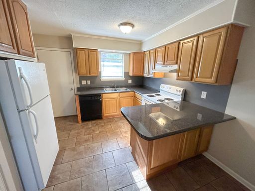 Unique Two Bedroom Apartment in Brusly