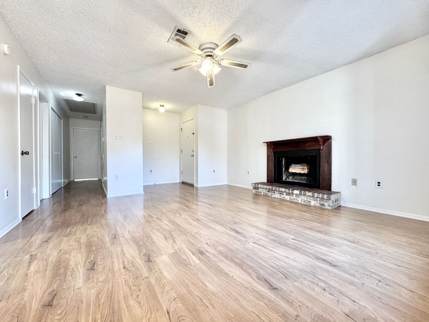 Baton Rouge House: 5160 Everett Lane Apt. B