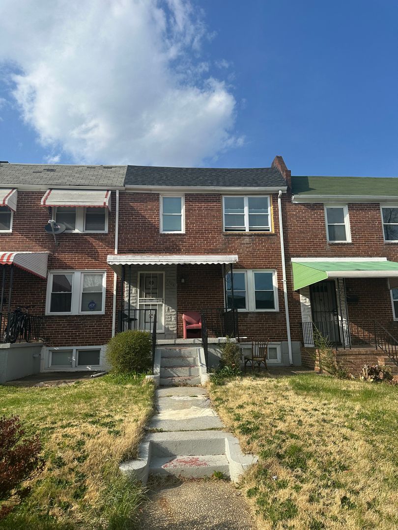 Baltimore Apartment: 2706 E Federal Street