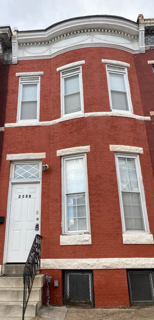Baltimore House: 2126 W. Baltimore Street
