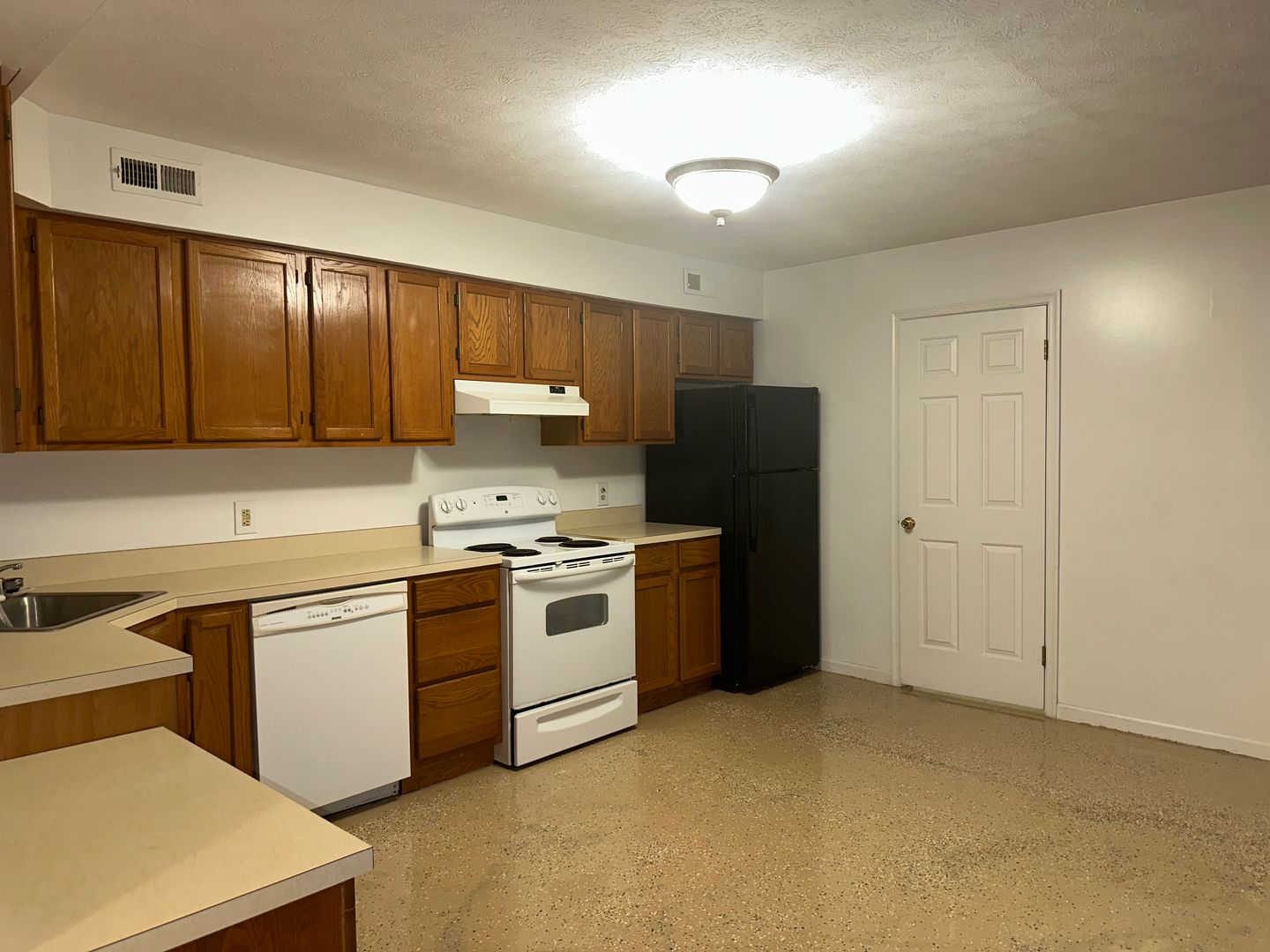 Baltimore Apartment: 215 S Eaton Street
