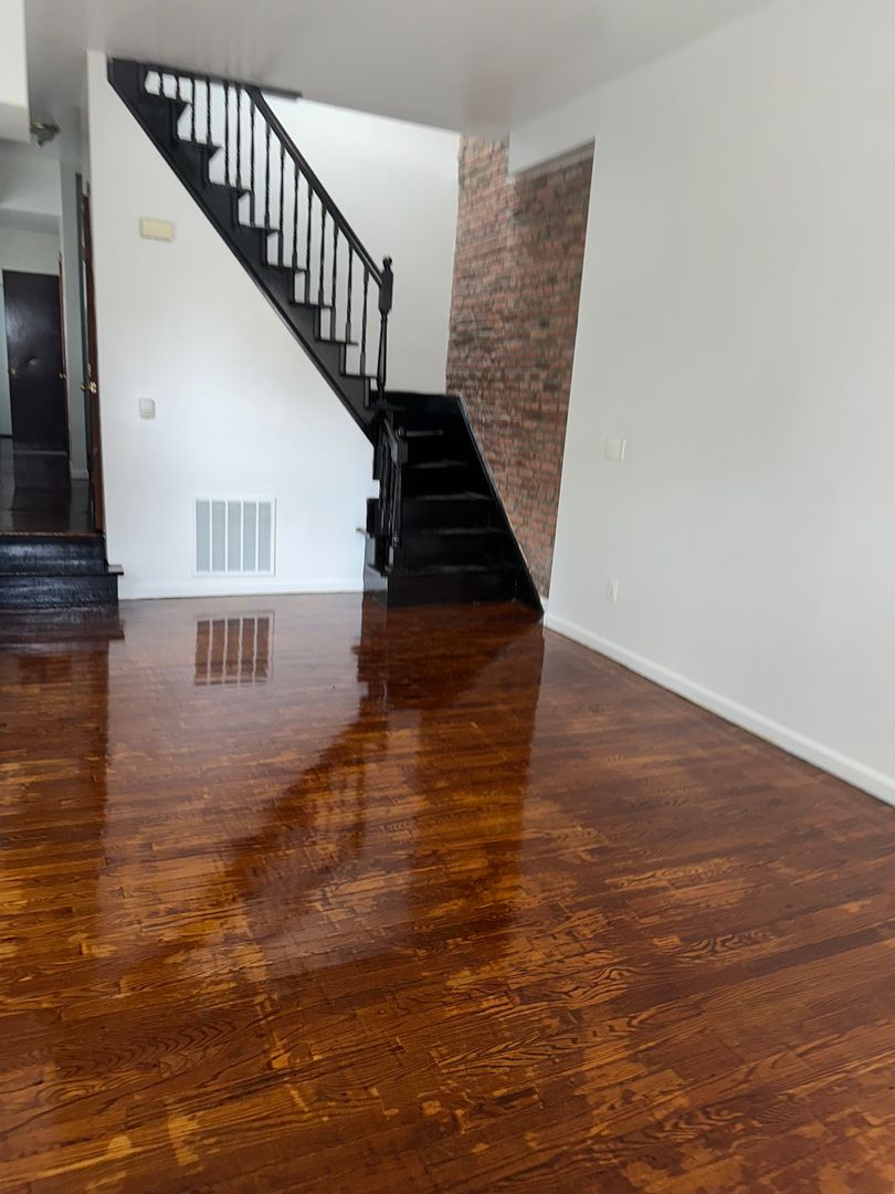 Baltimore House: 1829 Port Street