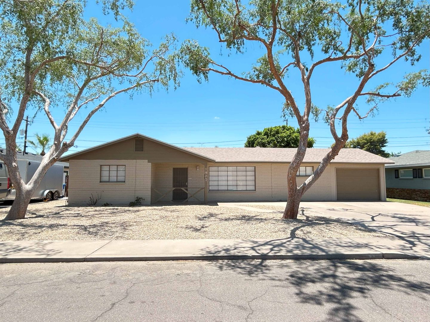 Phoenix House: 1907 E. Minnezona Ave.