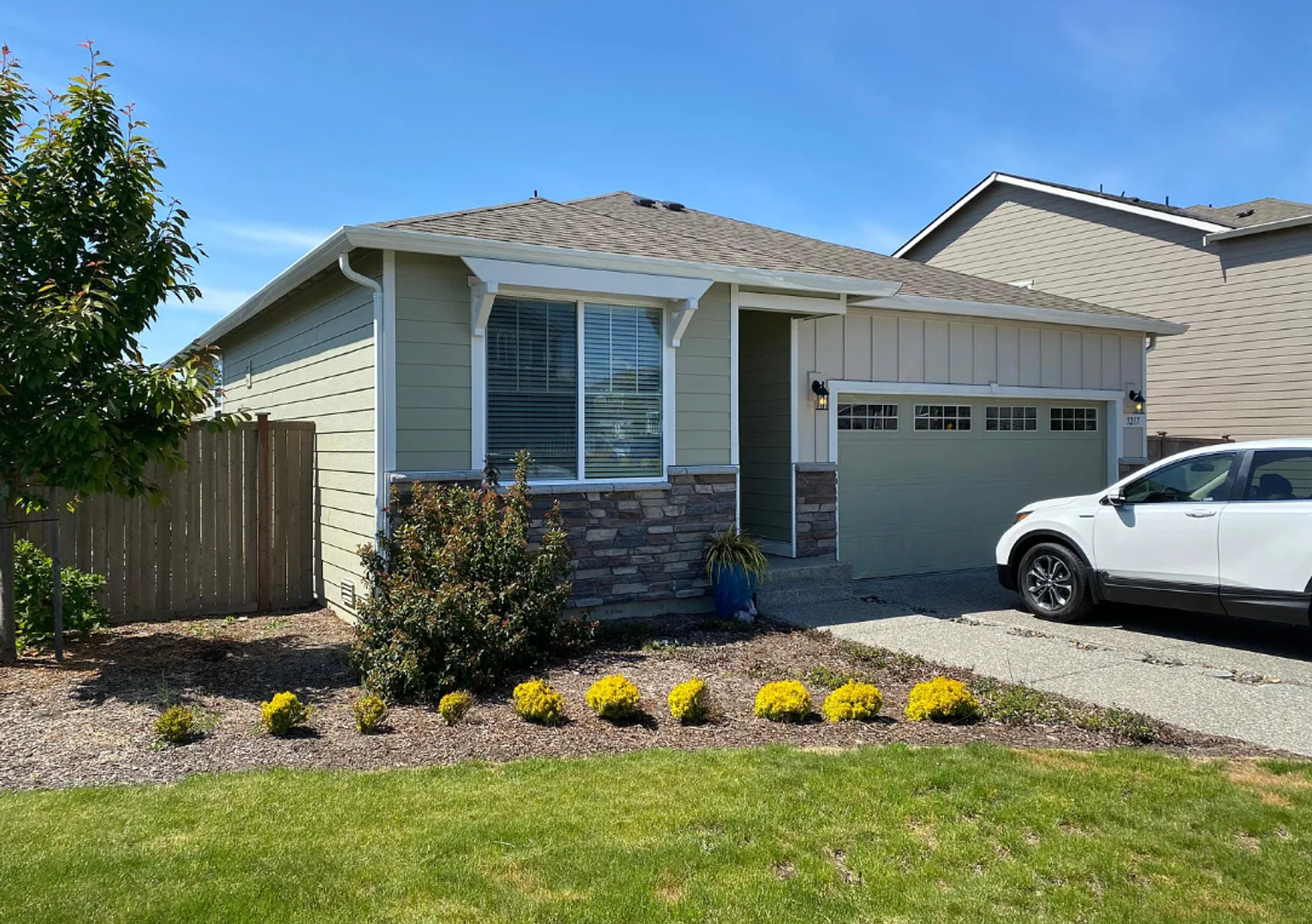 Mount Vernon House: 3217 Loch Ness Loop