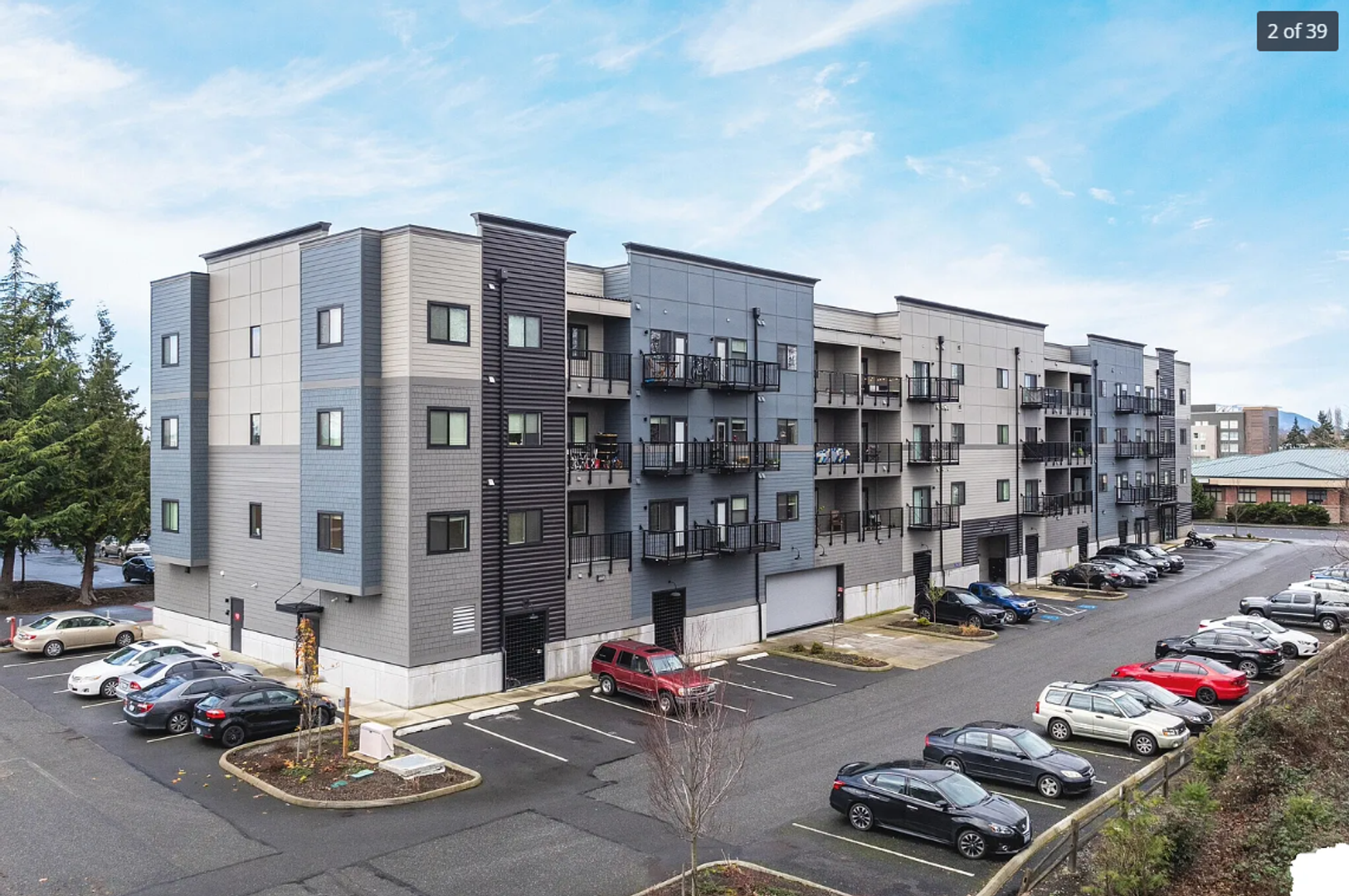 Burlington Apartment: 260 East George Hopper Road