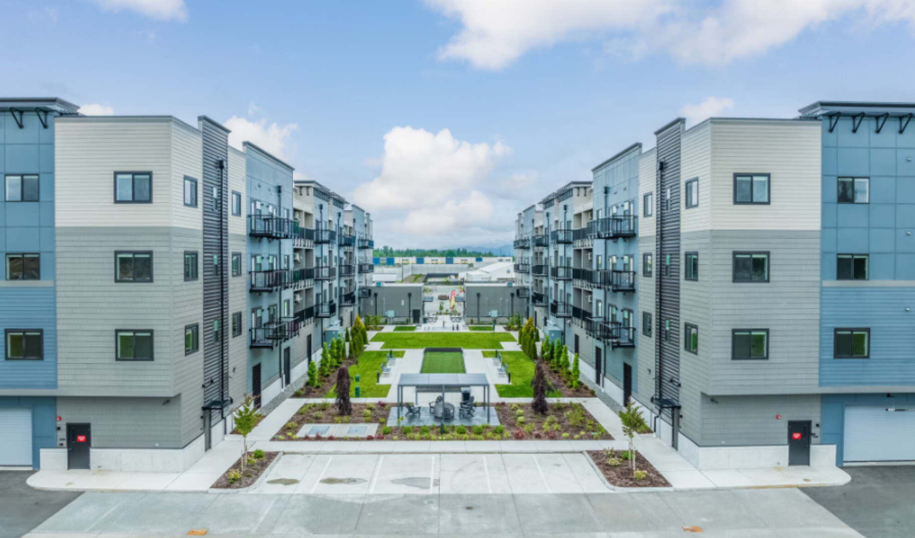 Arlington Apartment: 4824 Longhouse Trail Lane NE