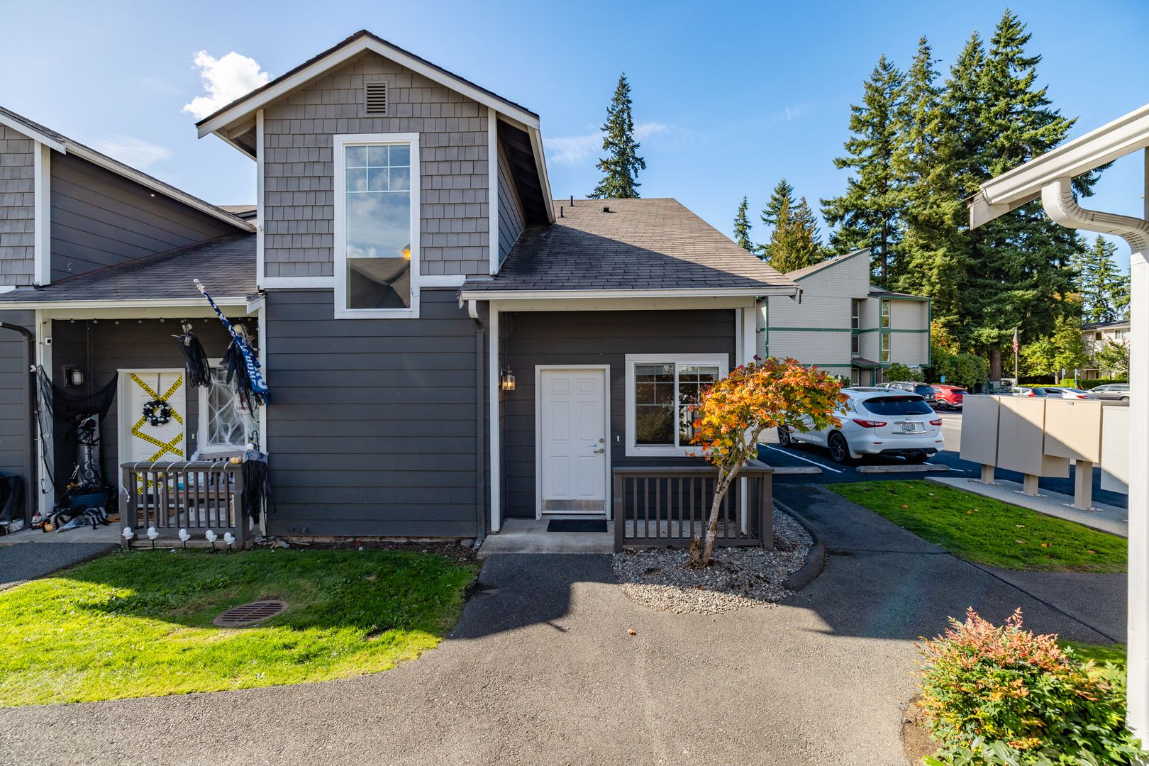 Arlington House: 18222 Smokey Point Blvd, RZ25