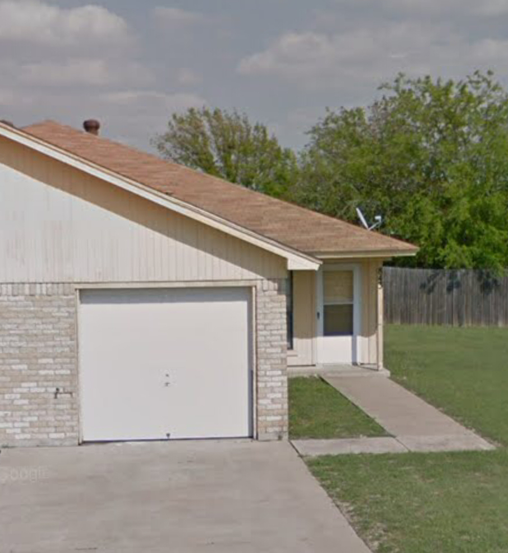 Saginaw House: 843 White Rock Street