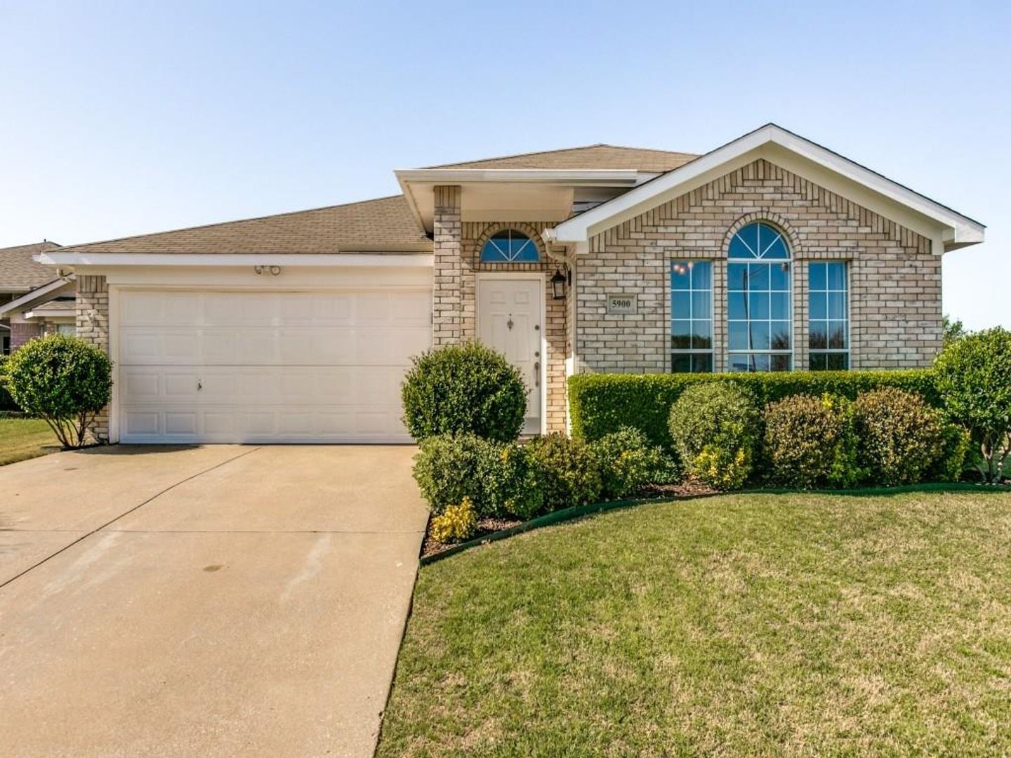 Arlington House: 5900 Aloe Court