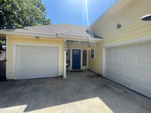 AVAILABLE NOW --Beautiful Luxury Duplex – photo 1