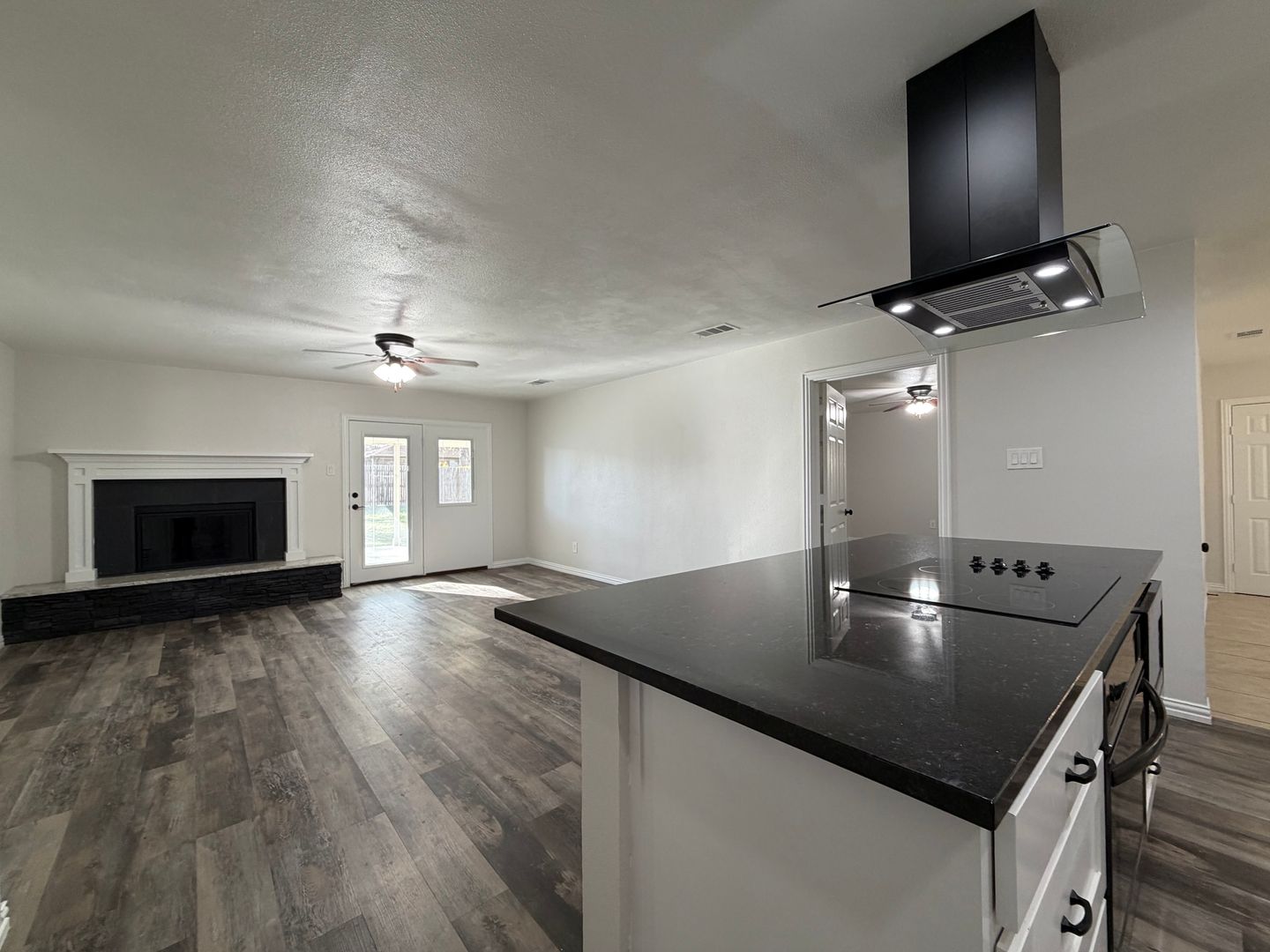 Saginaw House: 420 Opal Street