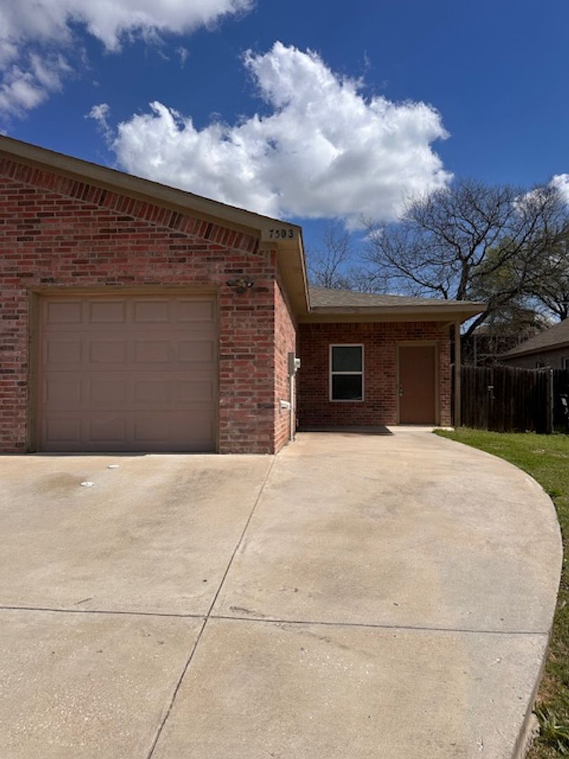 Fort Worth Apartment: 7503 Novella Drive