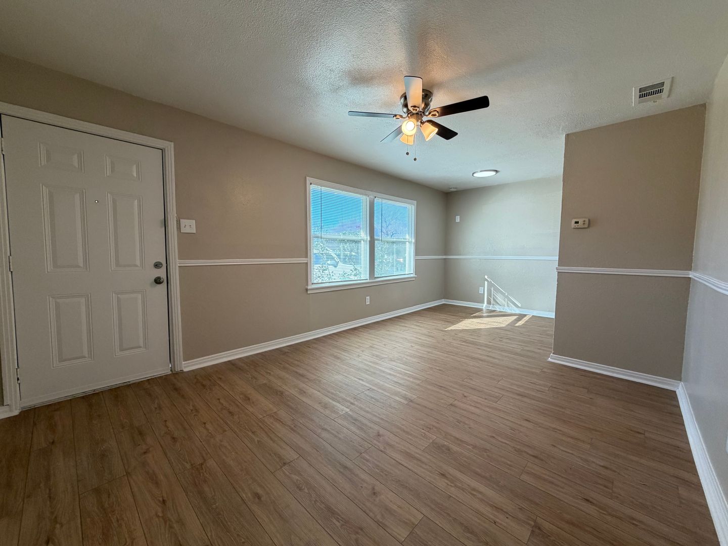 Fort Worth House: 4241 Surrey Street