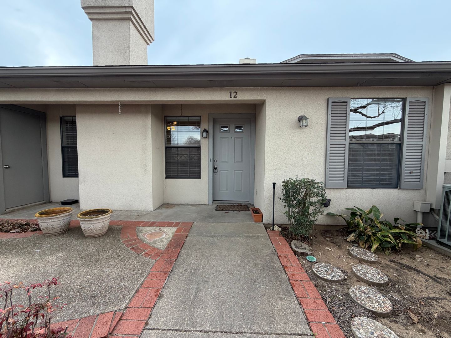 Cleburne Townhome: 206 S Nolan River Road #12