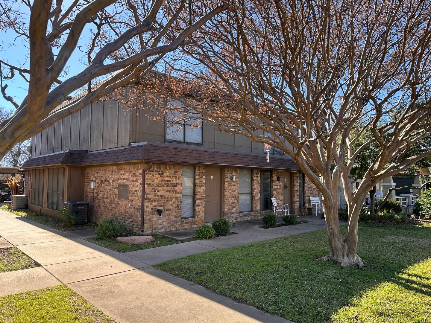 Fort Worth Apartment: 4913-A El Campo Avenue