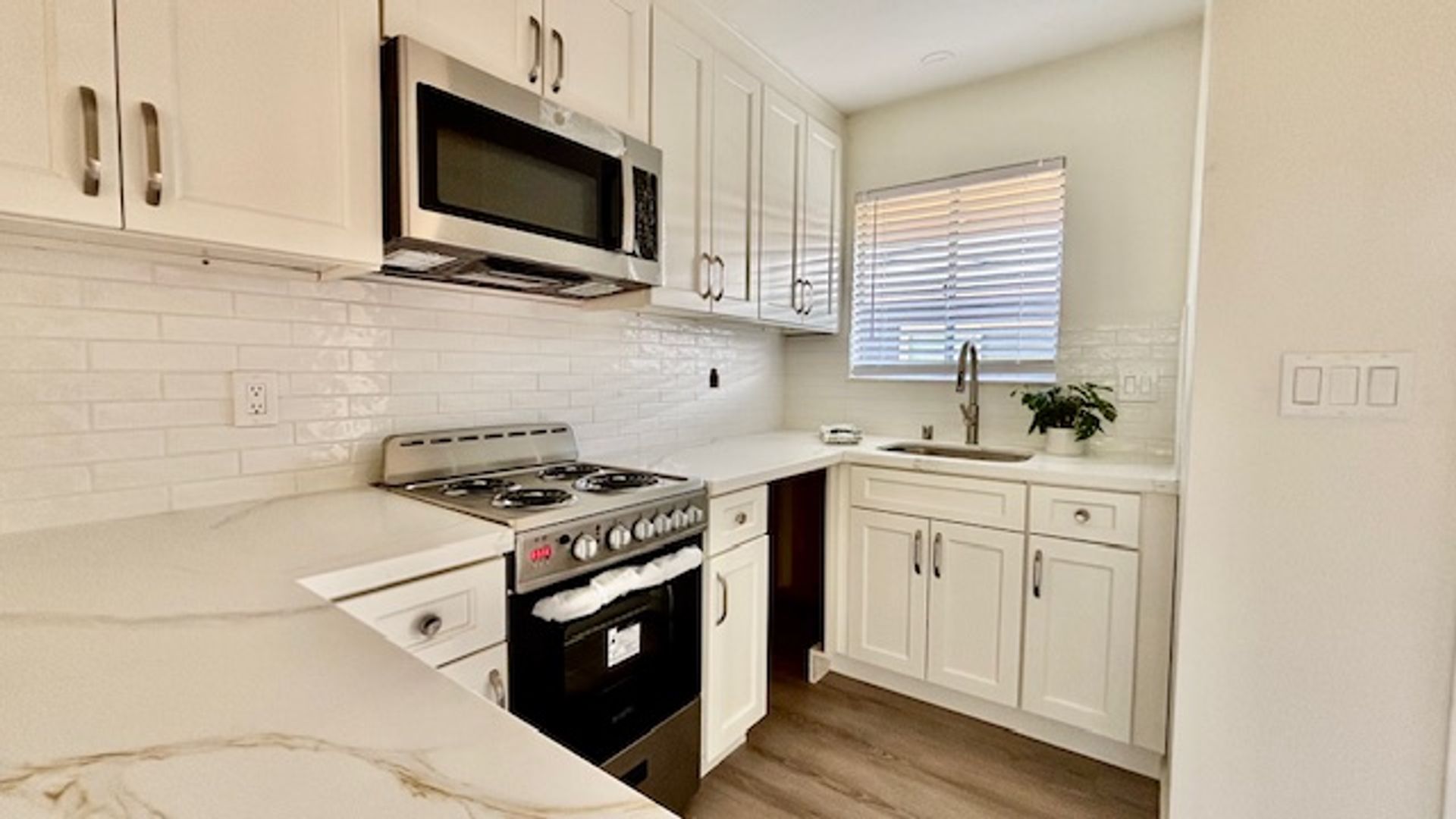 Walnut Creek Apartment: 1730 Lacassie Ave