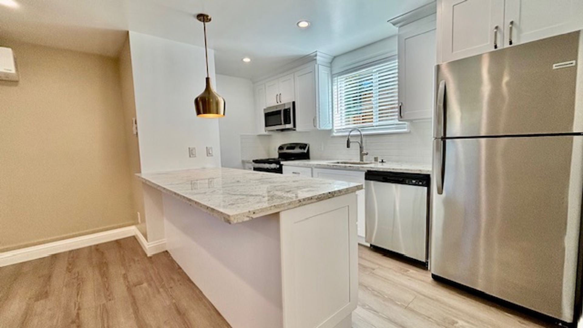 Lafayette Apartment: 3585 Brook St