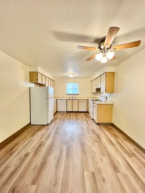 2 bedroom 2 bath. 1 month free! – photo 1