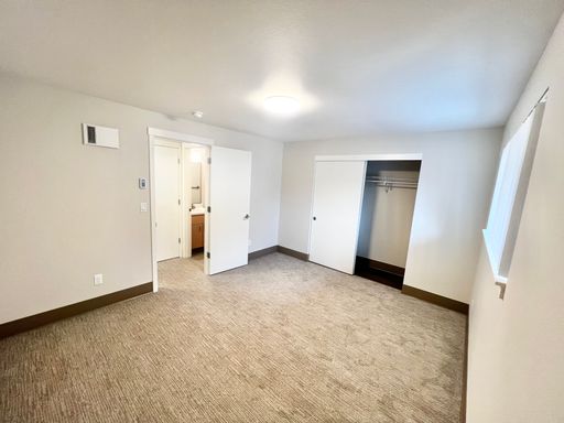 1 Bed 1 Bath Rental at 8415 NE Hazel Dell Ave. - 71, Vancouver, WA – photo 1