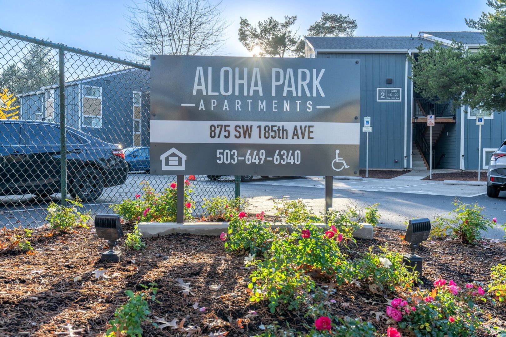 Aloha Apartment: 875 SW 185th Ave