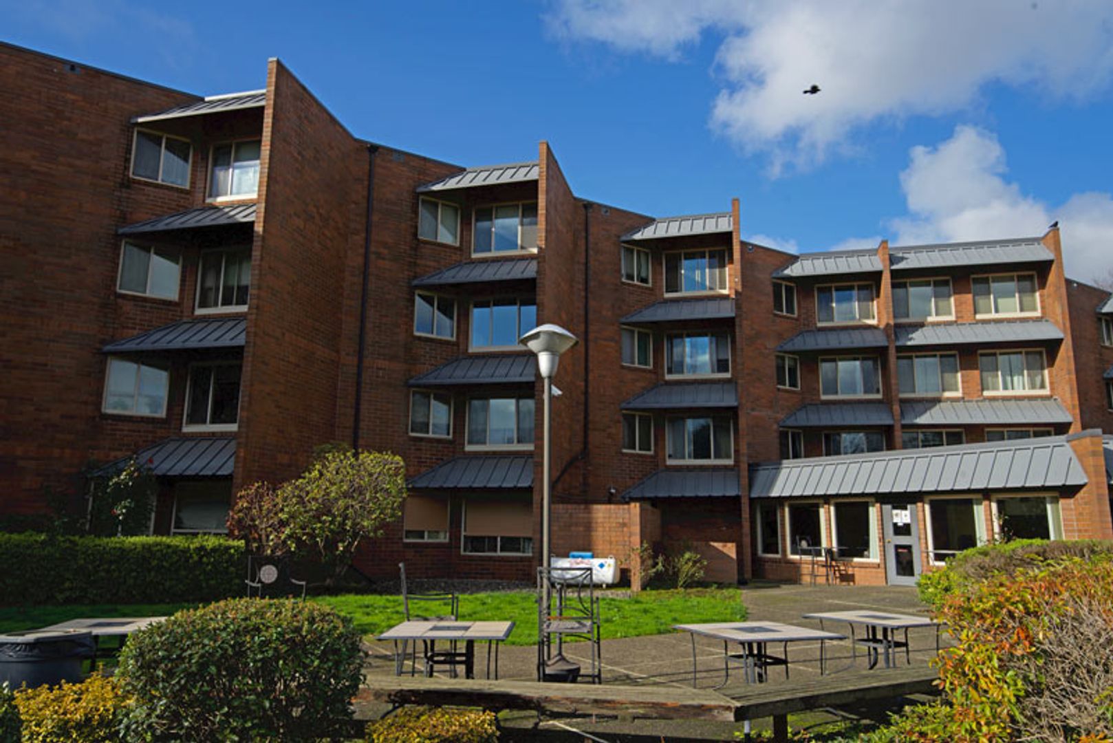 Portland Apartment: 2500 N Williams Ave