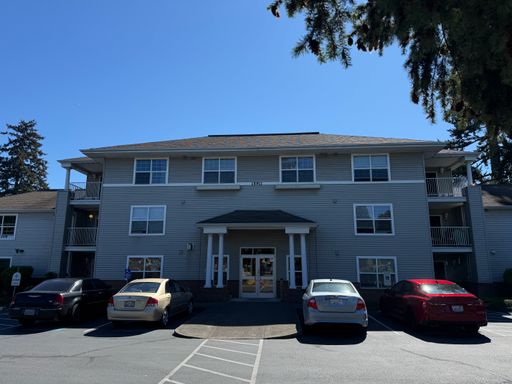 1 Bed 1 Bath Rental at 15911 SE Mill Plain Blvd., 306, Vancouver, WA – photo 1