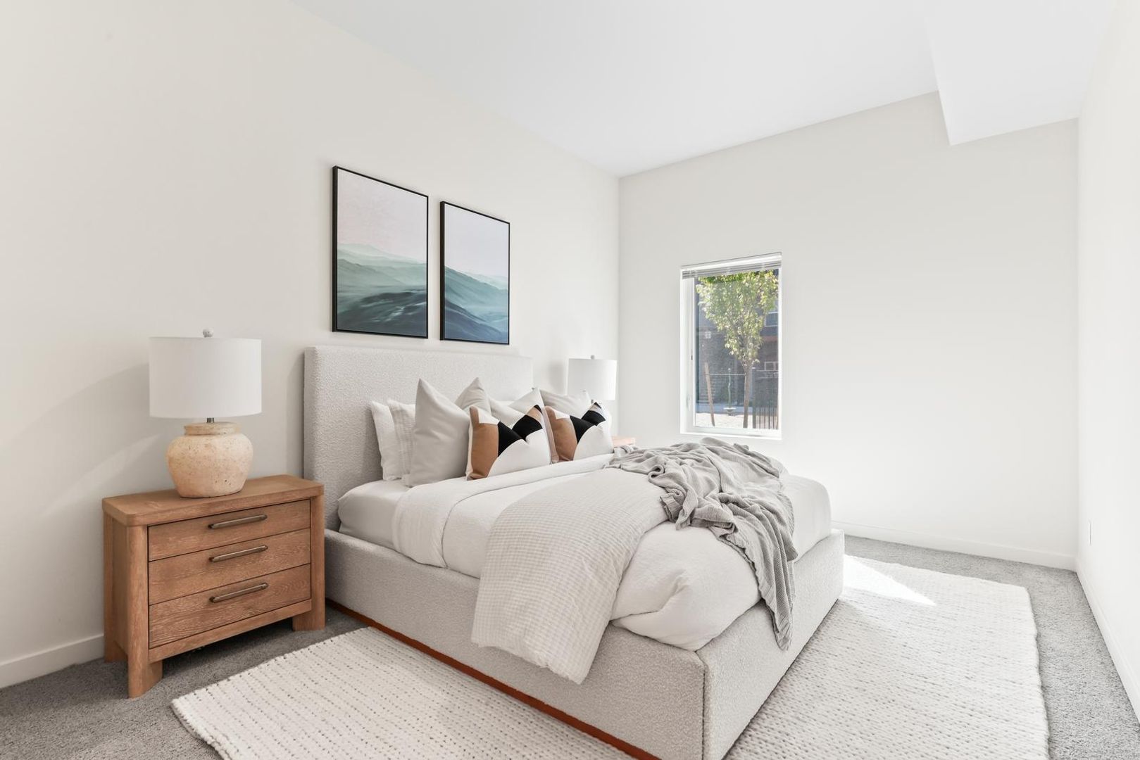 Vancouver Apartment: 333 NE 136th Ave