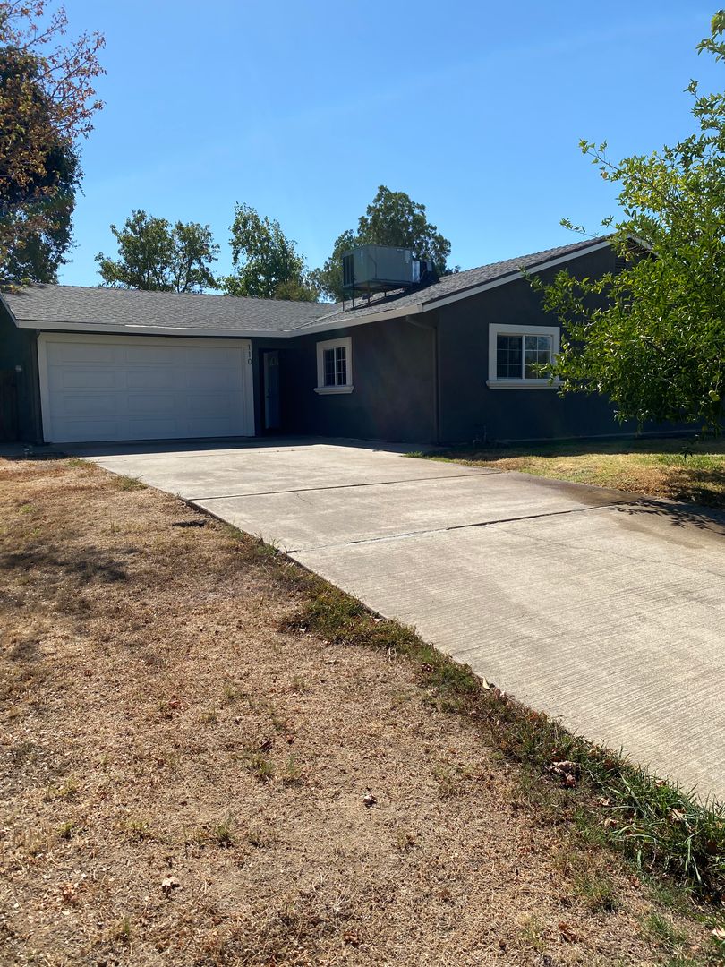 Galt House: 110 Wildflower Drive