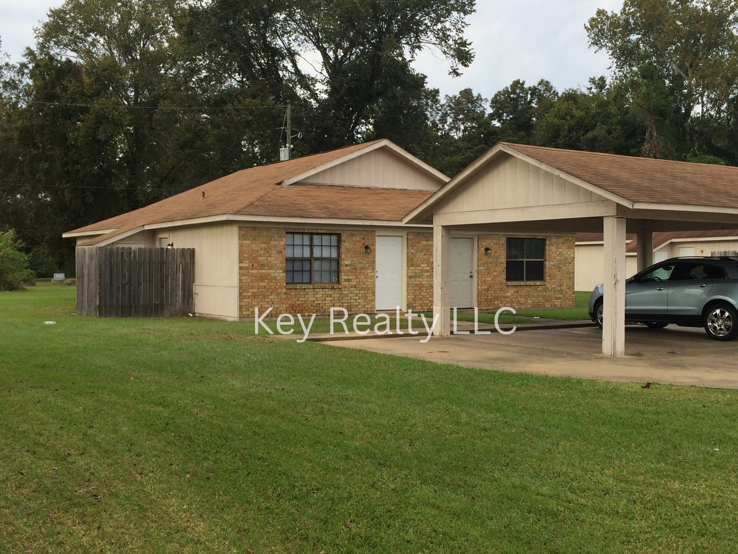 Alexandria House: 6016-A Quail Ridge