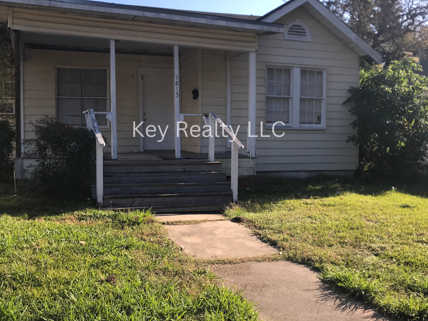 Alexandria House: 1815 Princeton Street