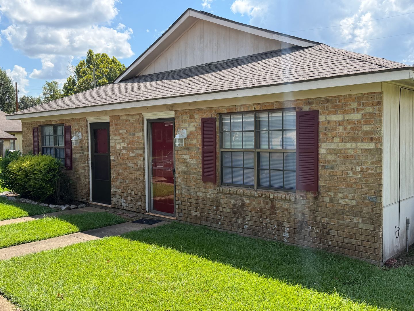 Alexandria House: 3109-B Quail Court