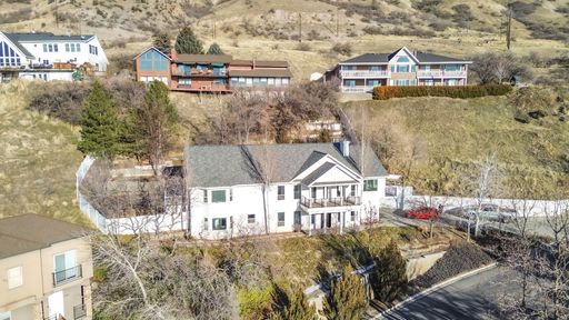 Beautiful 4-Bedroom Home for Rent – Prime Location Behind BYU with Stunning Views – photo 1