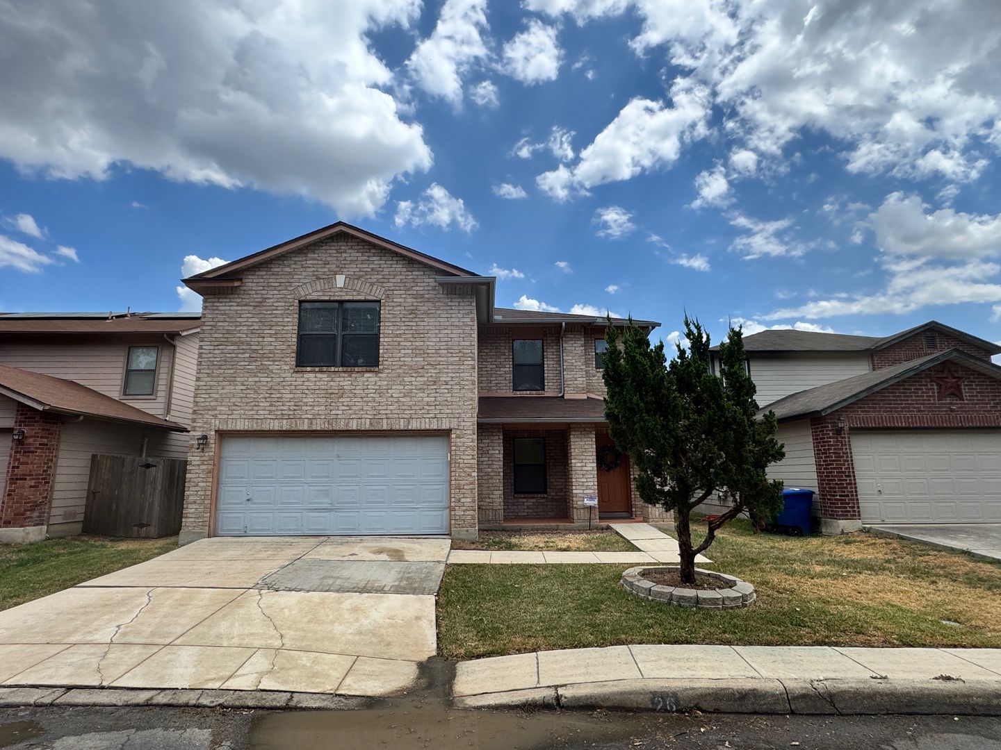 San Antonio House: 26 Viking Oak