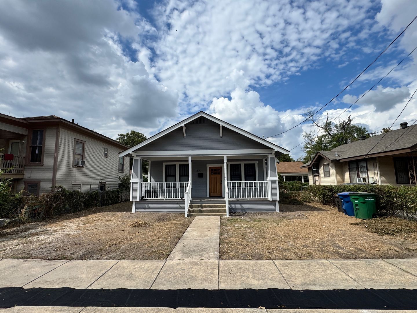 San Antonio House: 1321 Muncey St