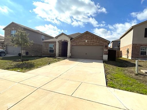 AVAILABLE EARLY OCTOBER | Beautiful 3-Bedroom, 2-Bath Home in Magnolia Springs Near I-10 & New Braunfels – photo 1
