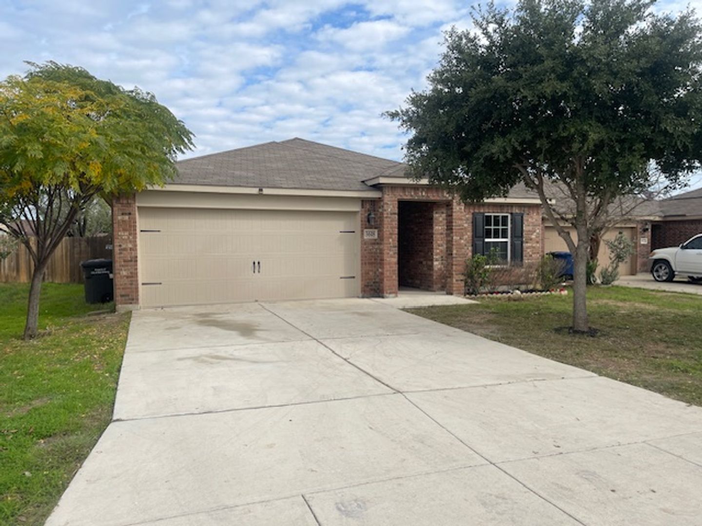 San Antonio House: 3618 Foster Meadows