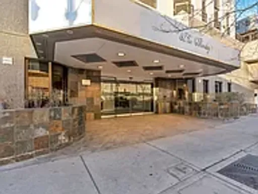 Gorgeous 1 Bedroom 1 Bath Condo Walking Distance to Downtown Denver – photo 1