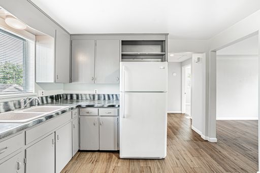 Wheat Ridge Gem: Cozy 2-Bedroom Apartment with Balcony, Patio & More! – photo 1