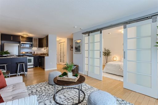 Modern 1BD, 1BA Capitol Hill Condo, Walk to Cheesman Park – photo 1