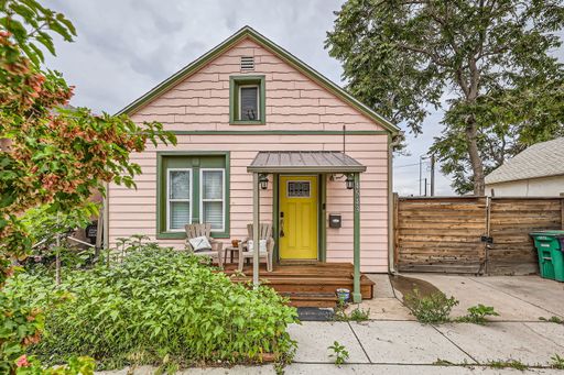 Welcome to this three-bedroom, one-bath home in Denver – photo 1
